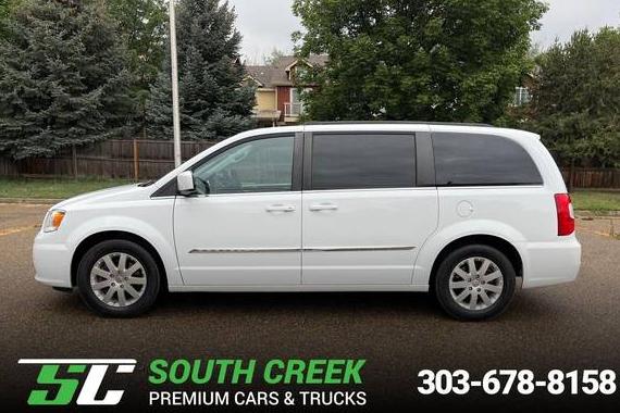 CHRYSLER TOWN AND COUNTRY 2016 2C4RC1BG0GR246304 image